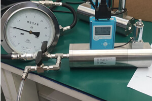 质量流量计与控制器的原理以及区别？