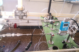 液体质量流量计与微小齿轮流量计配合使用现场